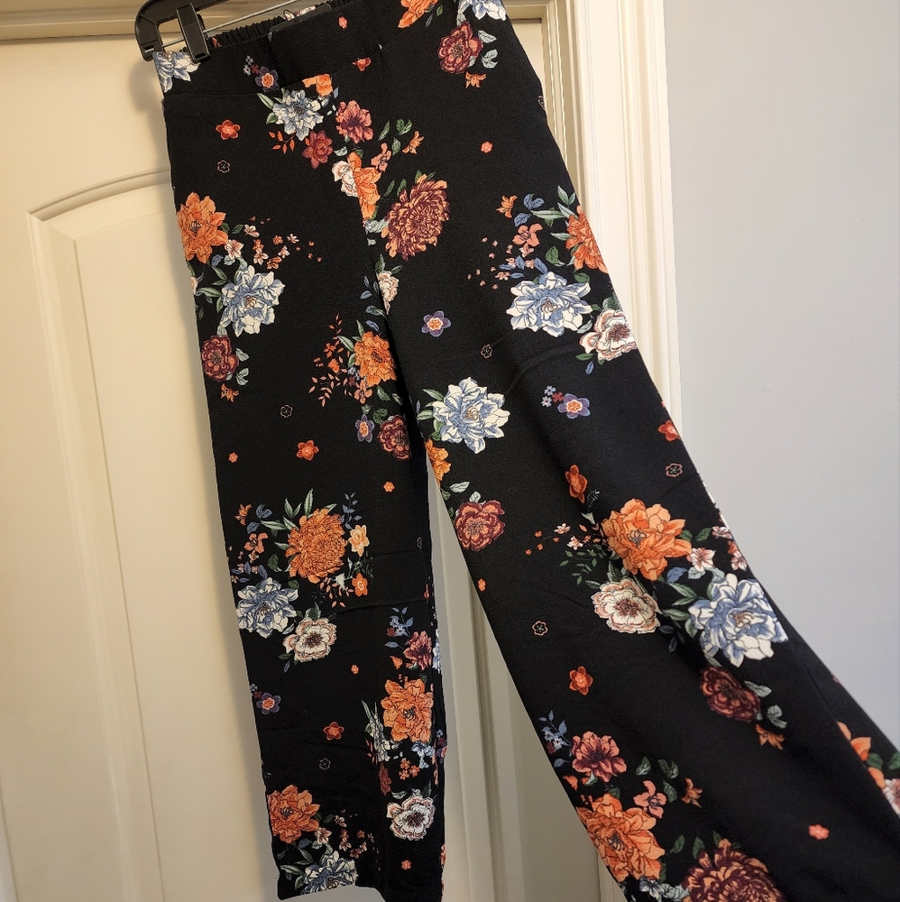 Bobeau Black Floral wide leg